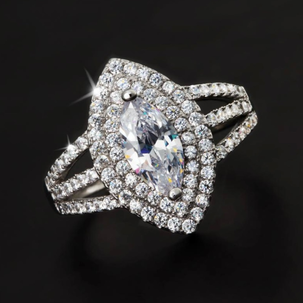 MIRADOR MARQUISE RING